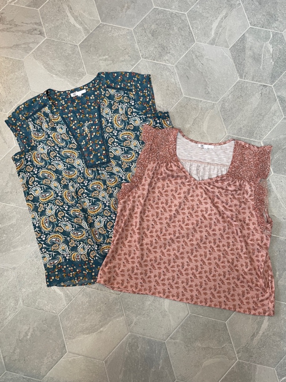 Bundle of 2 DR2 by Daniel Rainn Boho Tops – Women's XL
